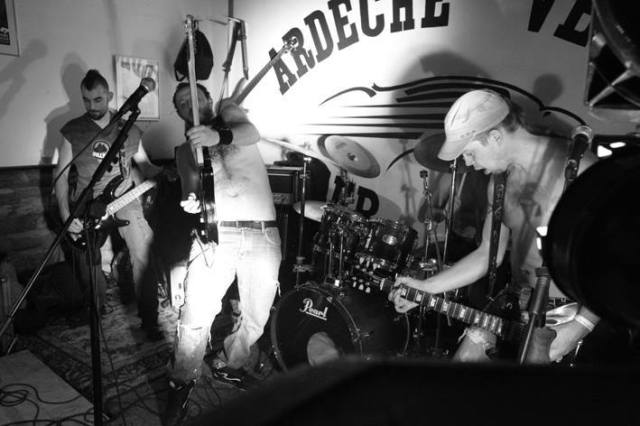 bye bye theresa - byebyetheresa.bandcamp.com (photo:  facebook)